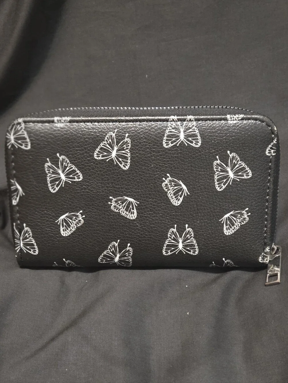 Women's Zip-around Black Clutch Wallet White line-art Butterfly Pattern